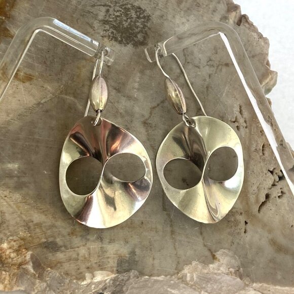 Sterling Silver 925 Artisan Modernist Style Infinity Disc Dangle Drop Earrings - Picture 13 of 16